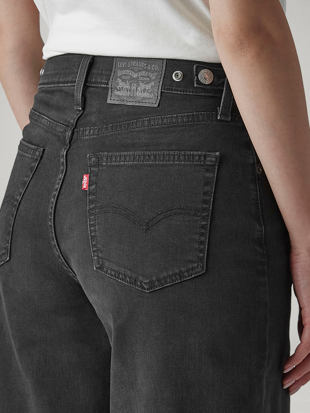 Women's Black Wide Leg Fit High Rise Cinched Jeans - Detail View