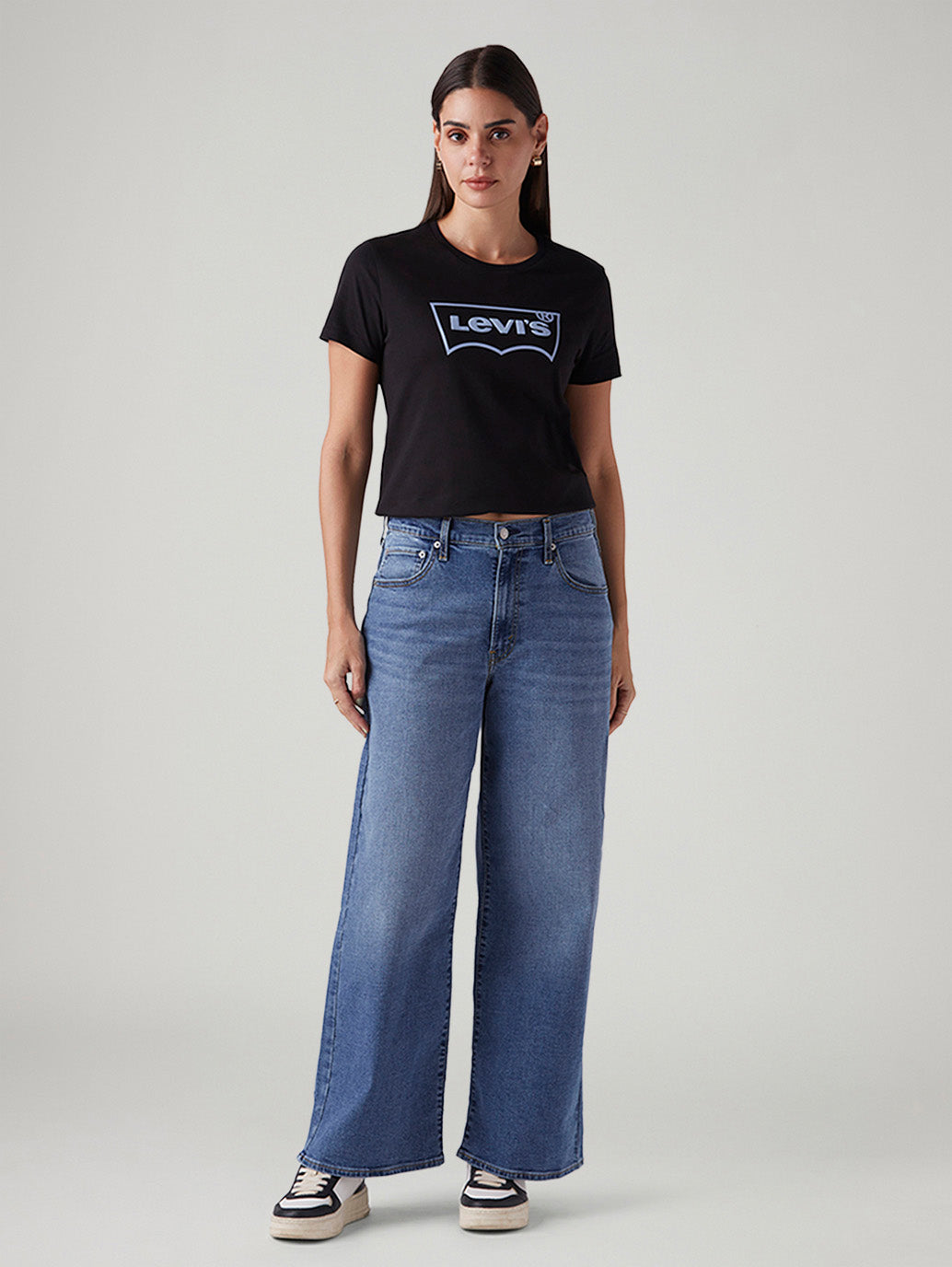 Women's Blue Wide Leg Fit Mid Rise Cinched Jeans - Front View