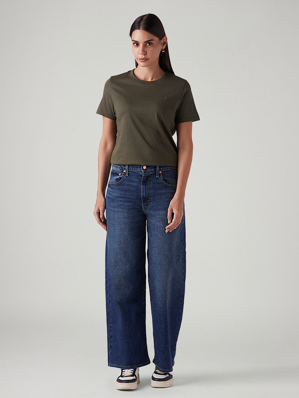 Women's Blue Wide Leg Fit Mid Rise Cinched Jeans - Front View