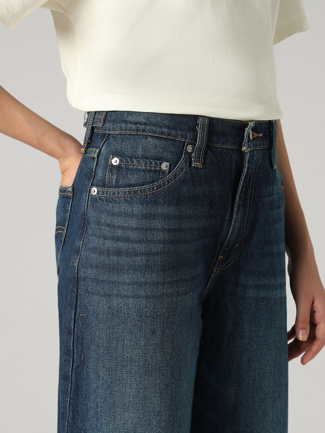 Women's Blue Wide Leg Fit High Rise Cinch Jeans - Detail View