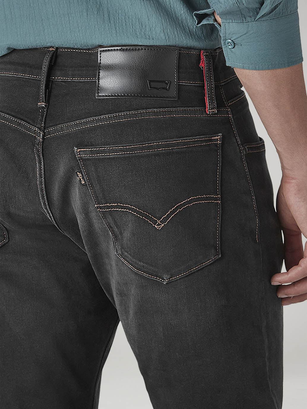 Men's 513 Black Slim Straight Fit Mid Rise Redloop Jeans - 20 View