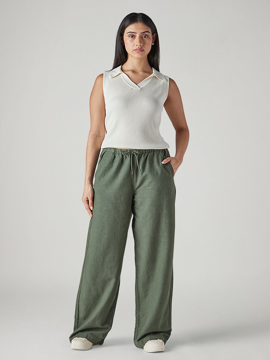 Women's Olive XL Straight Loose Fit Mid Rise Trousers - Front View