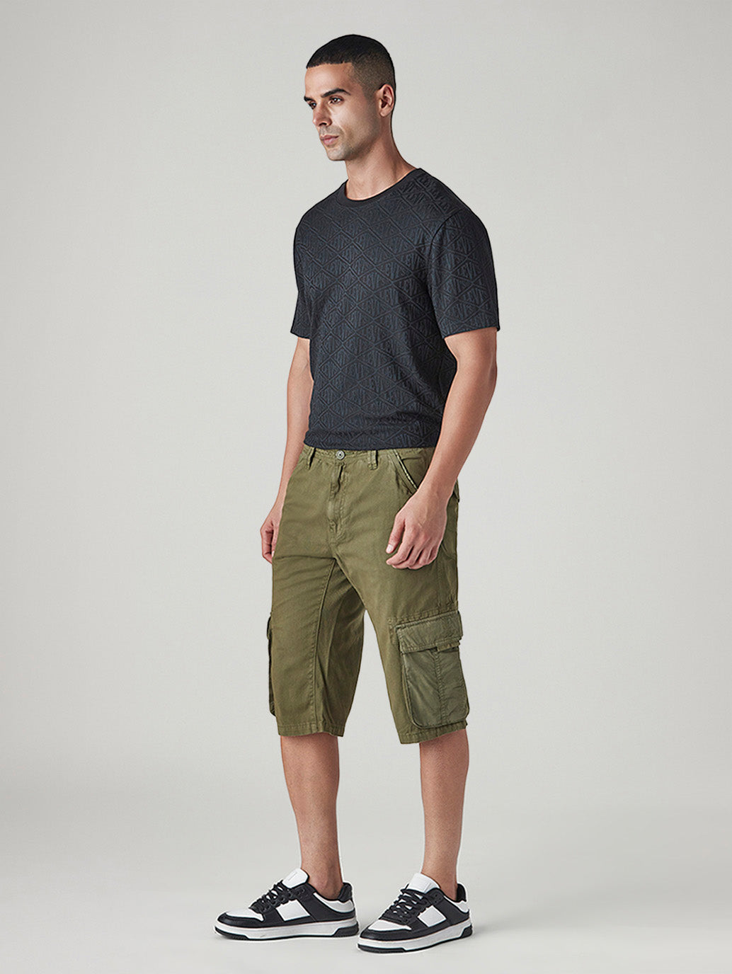 Men's 541 Athletic Tapered Fit Mid Rise Shorts - Side View