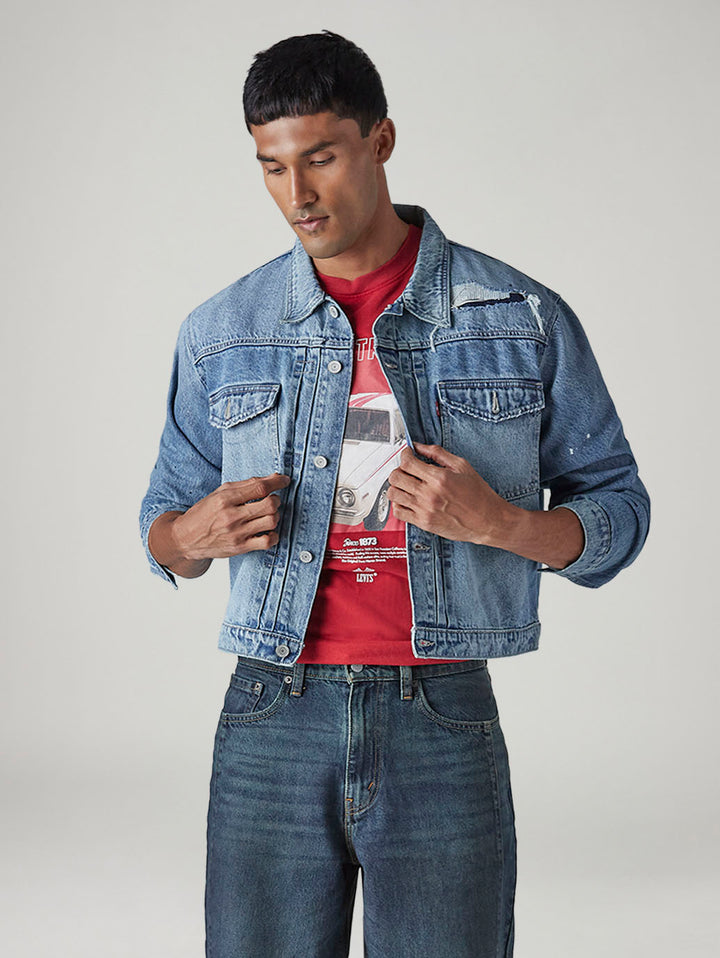 Men's Solid Regular Fit Denim Trucker Jacket