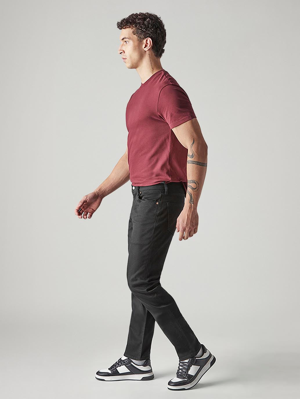 Men's 511 Black Slim Fit Mid Rise Jeans - Side View