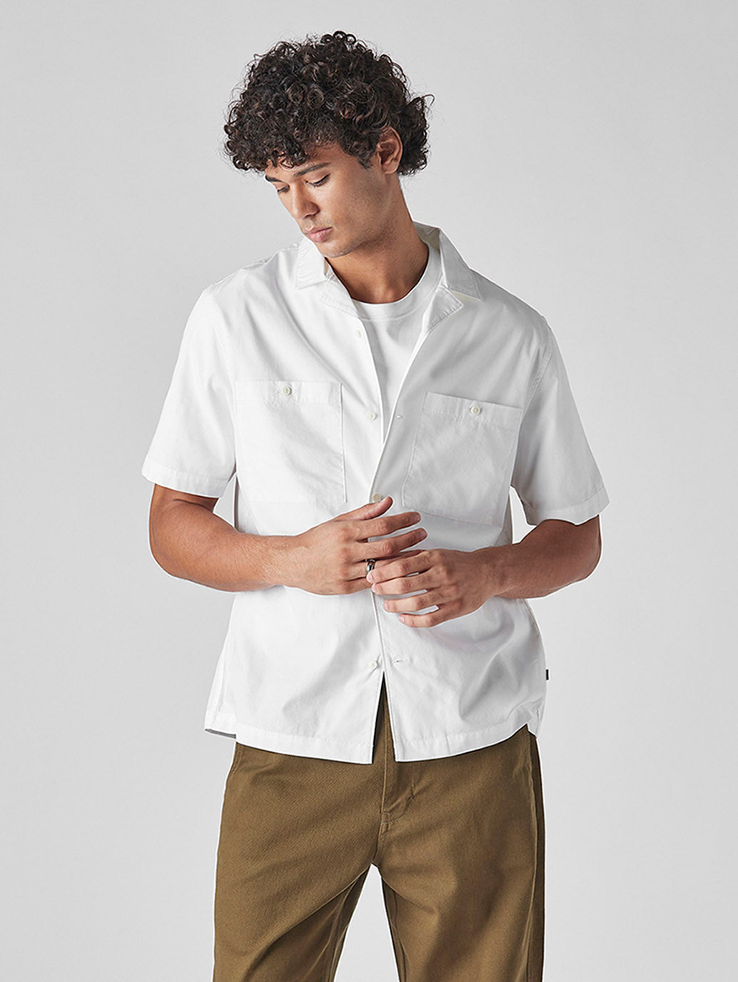 Men's Solid Loose Fit Poplin Shirt