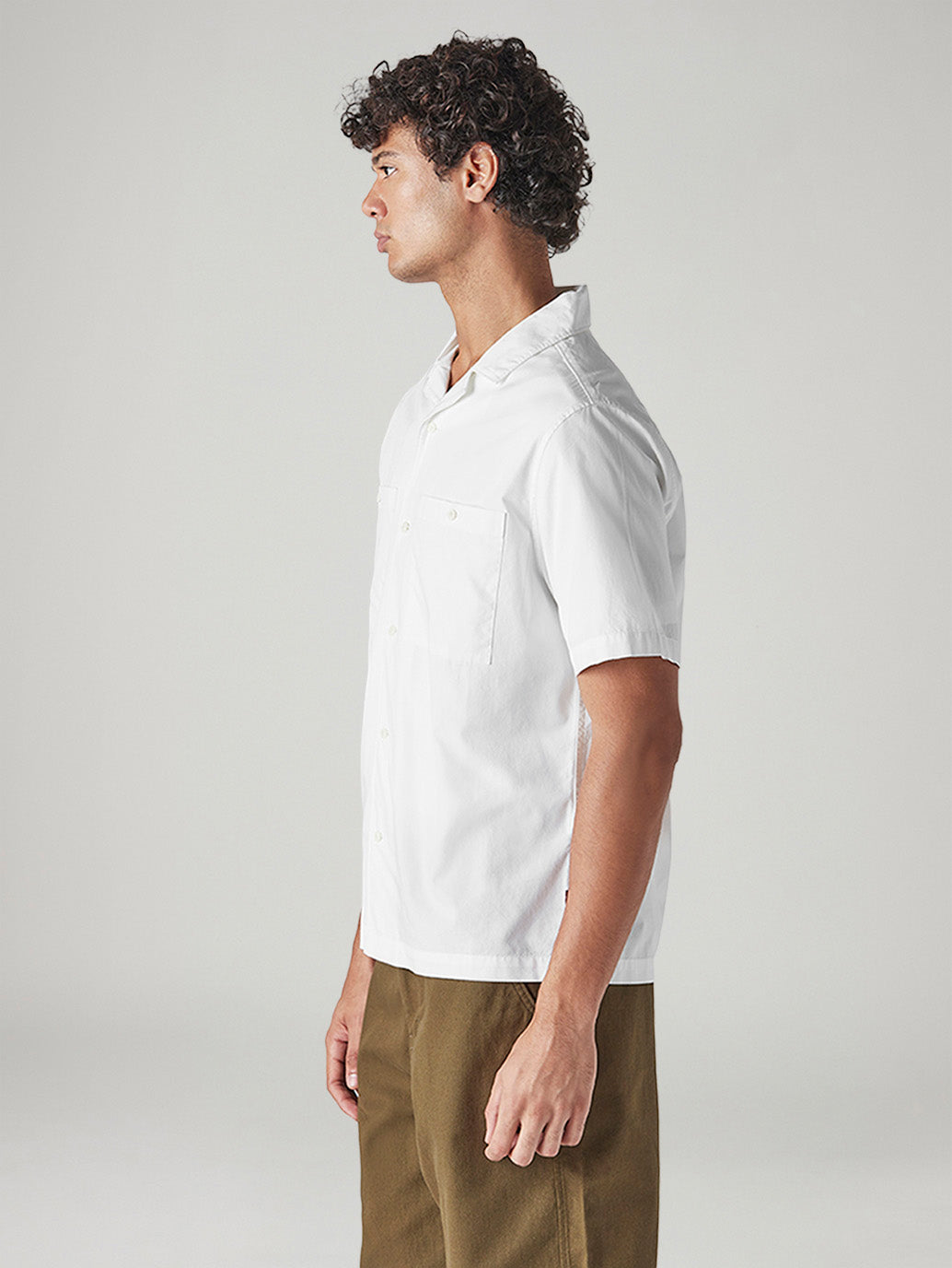 Men's Solid Loose Fit Poplin Shirt - Side View