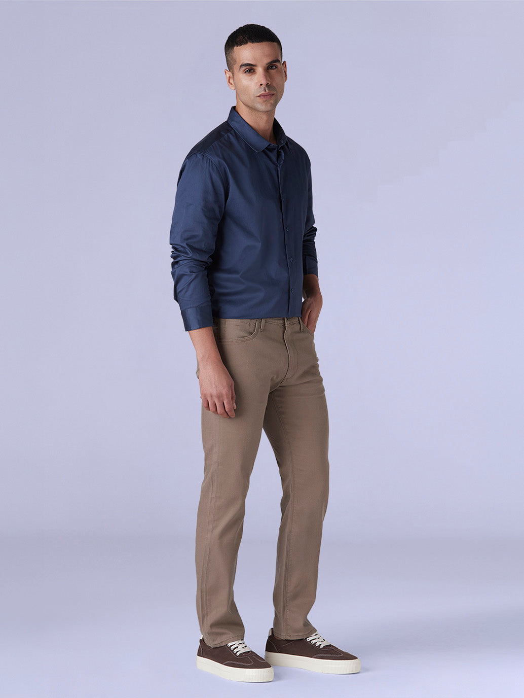 Men's Redloop 513 Light Brown Slim Straight Fit Mid Rise Chinos