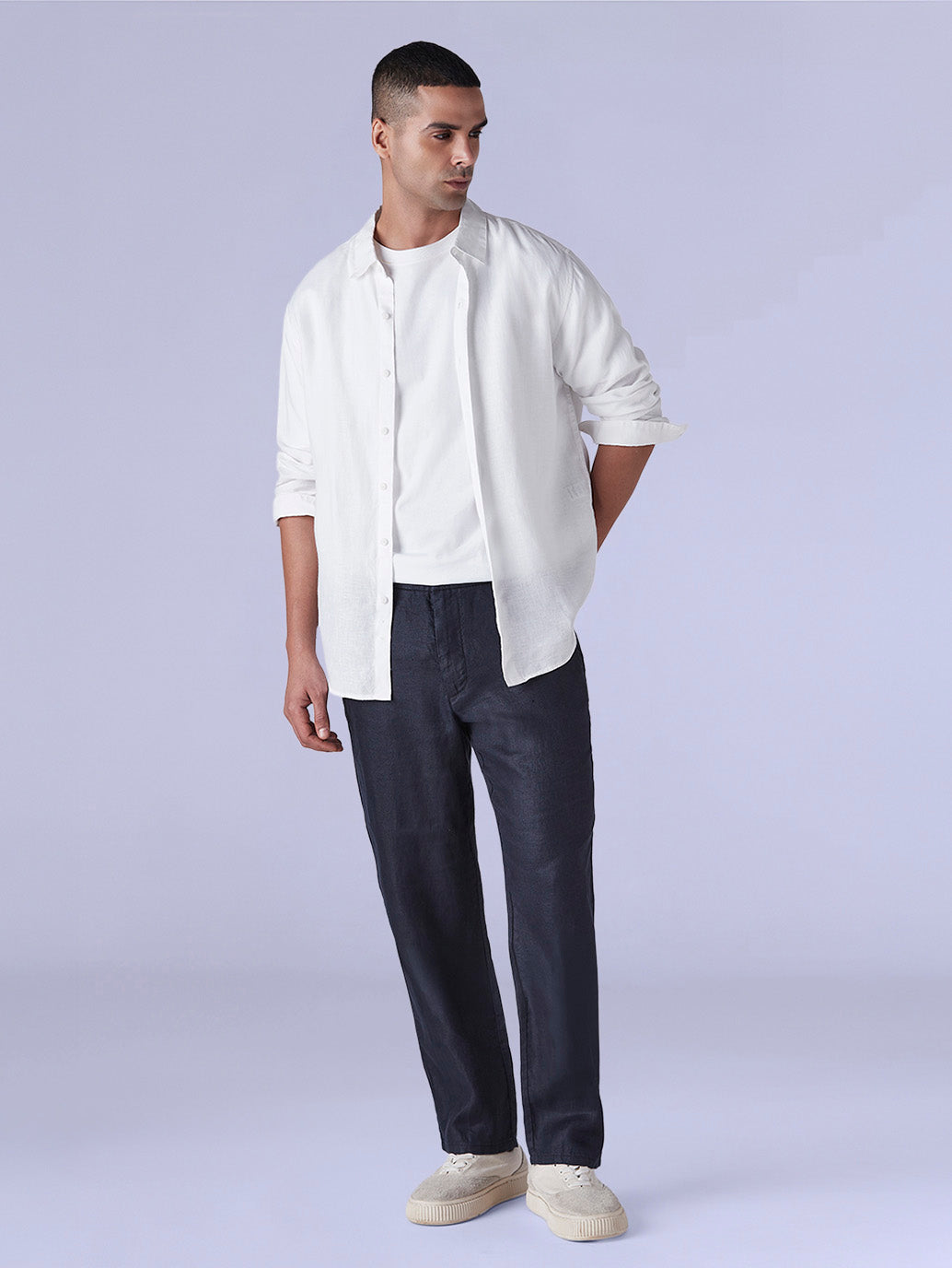Men's Redloop Authentic Relaxed Fit Mid Rise Linen Chinos