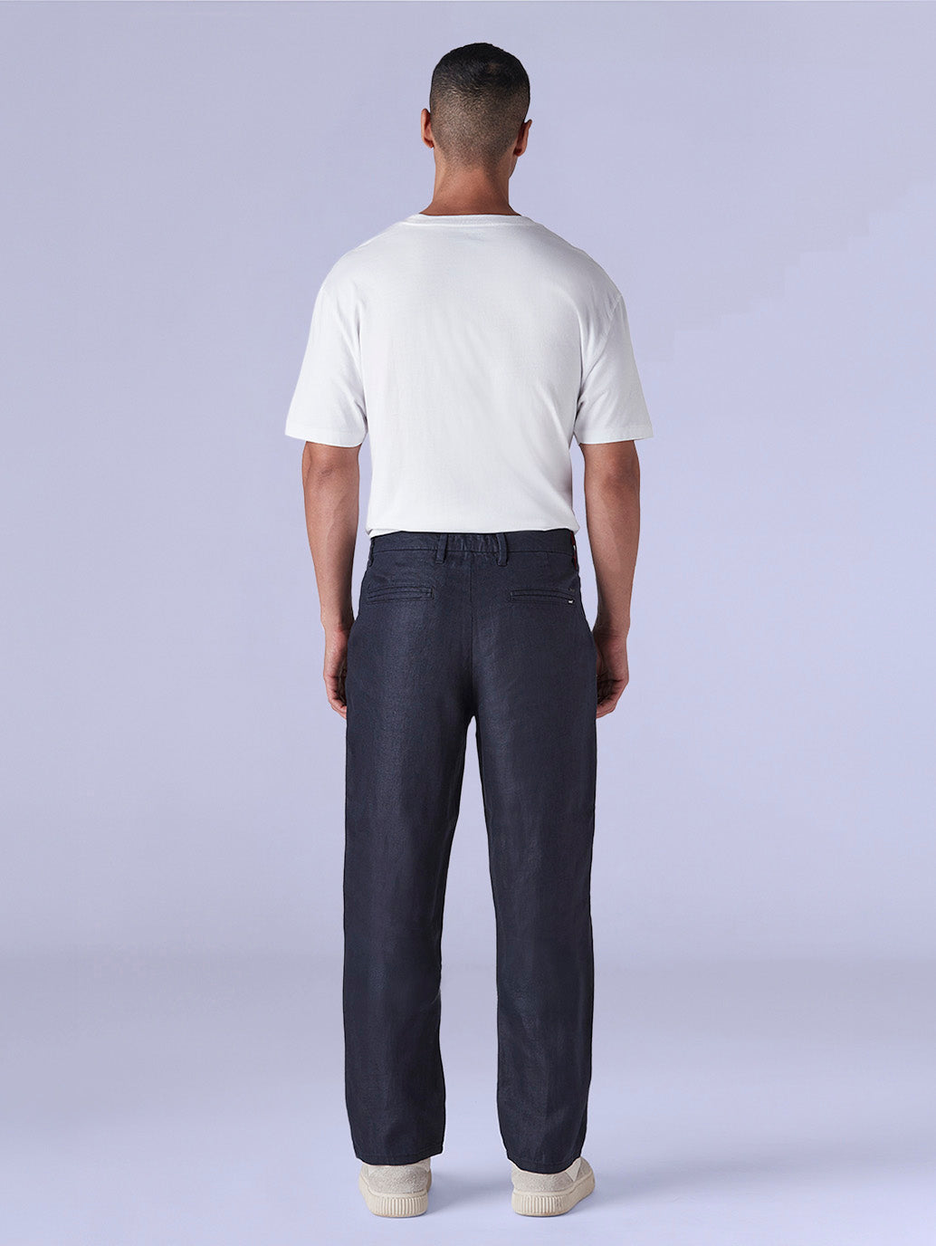 Men's Redloop Authentic Relaxed Fit Mid Rise Linen Chinos - Back View