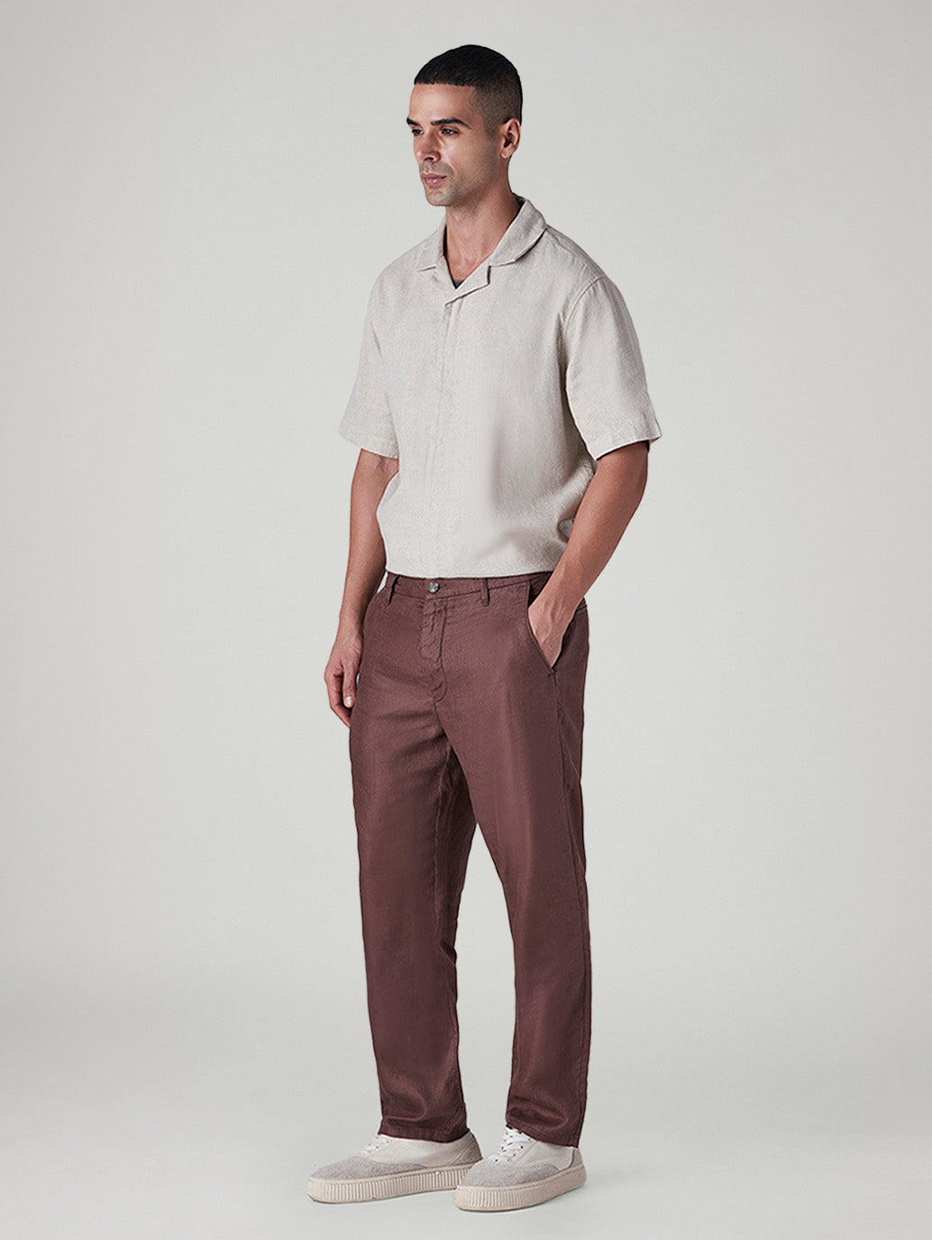 Men's Authentic Relaxed Fit Mid Rise Linen Chinos - Styleshot View