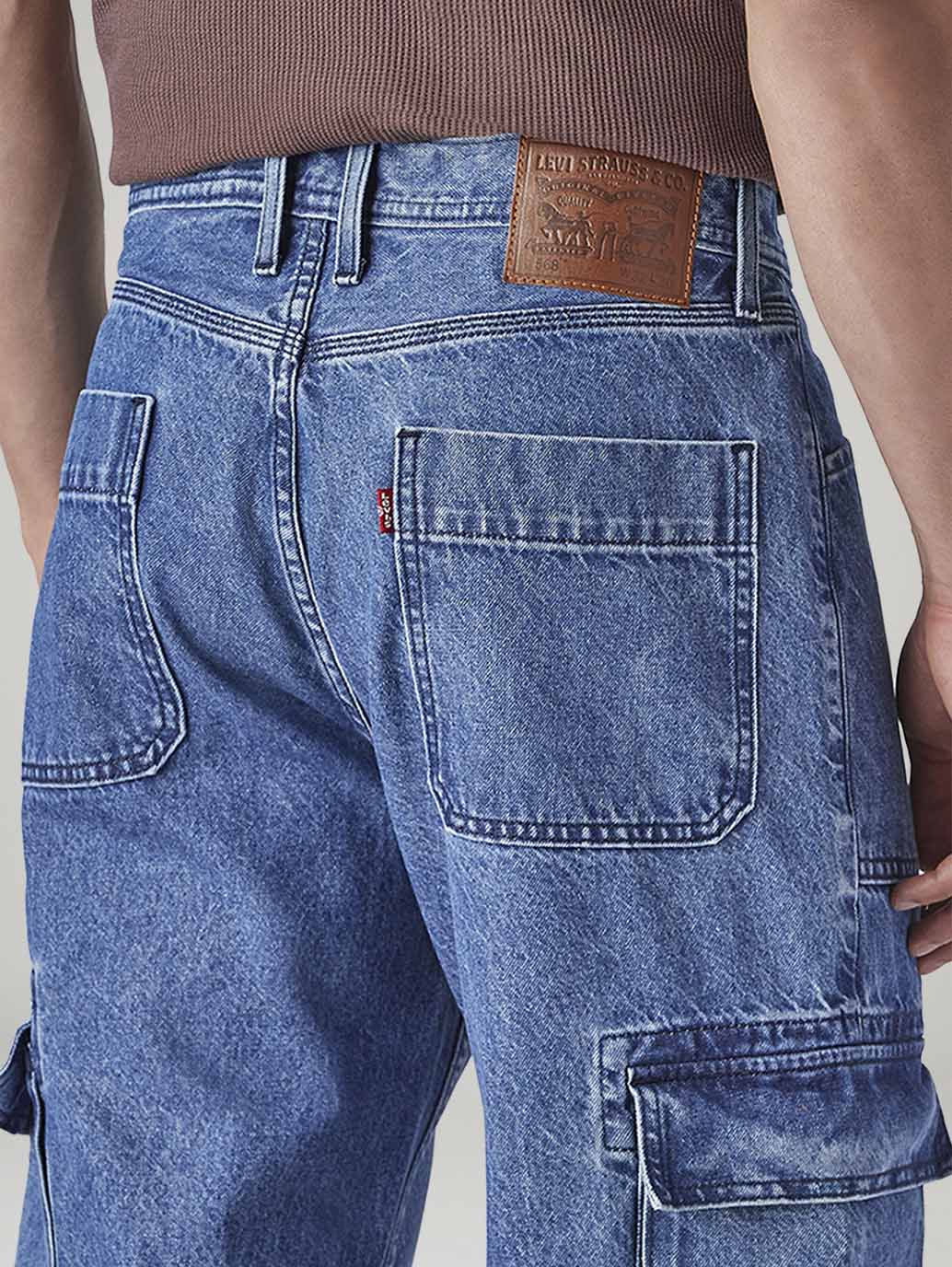Men's 568 Blue Loose Fit Mid Rise Cargos - Detail View