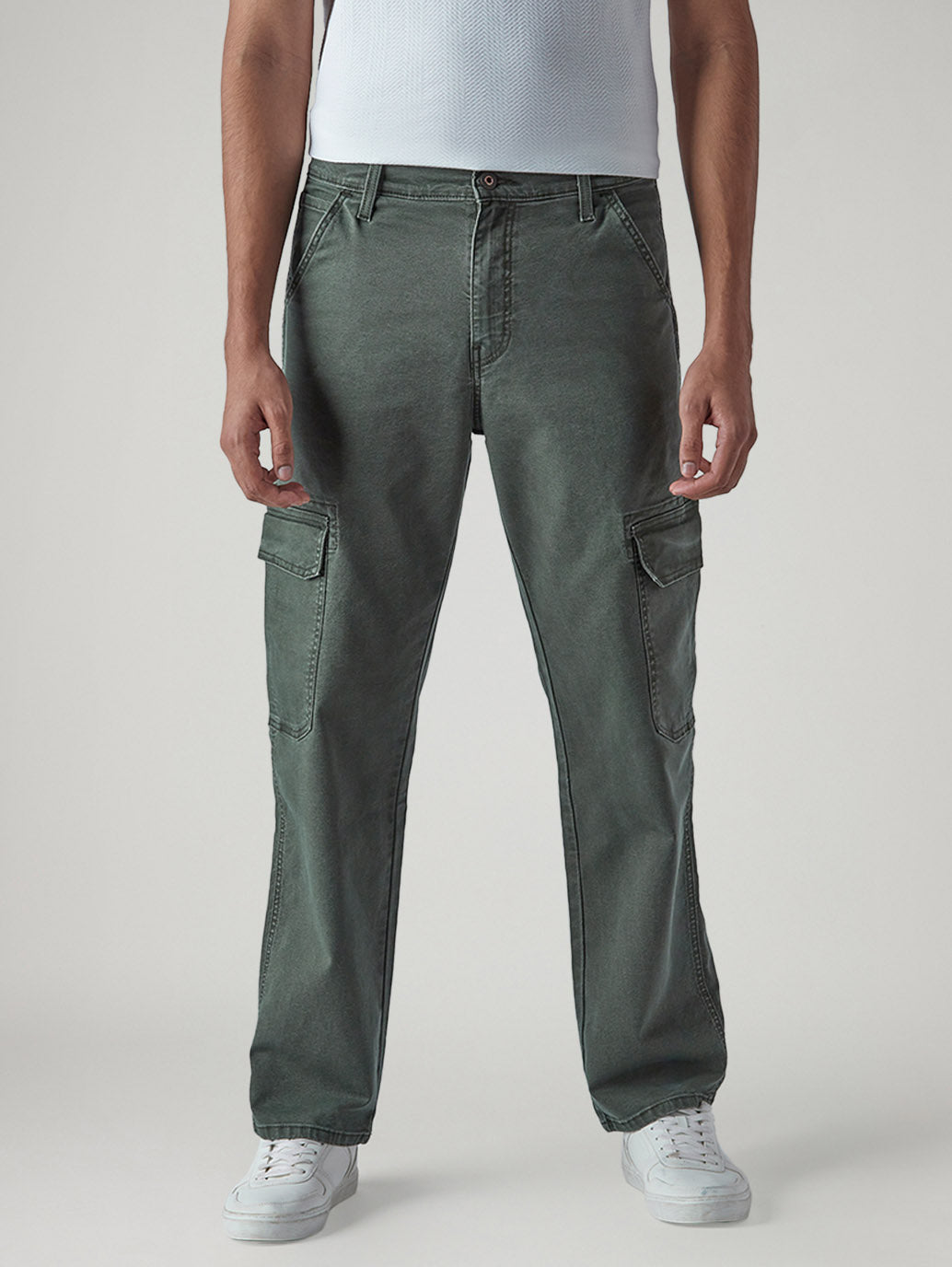 Men's 568 Dark Green Loose Fit Mid Rise Cargos - Front View