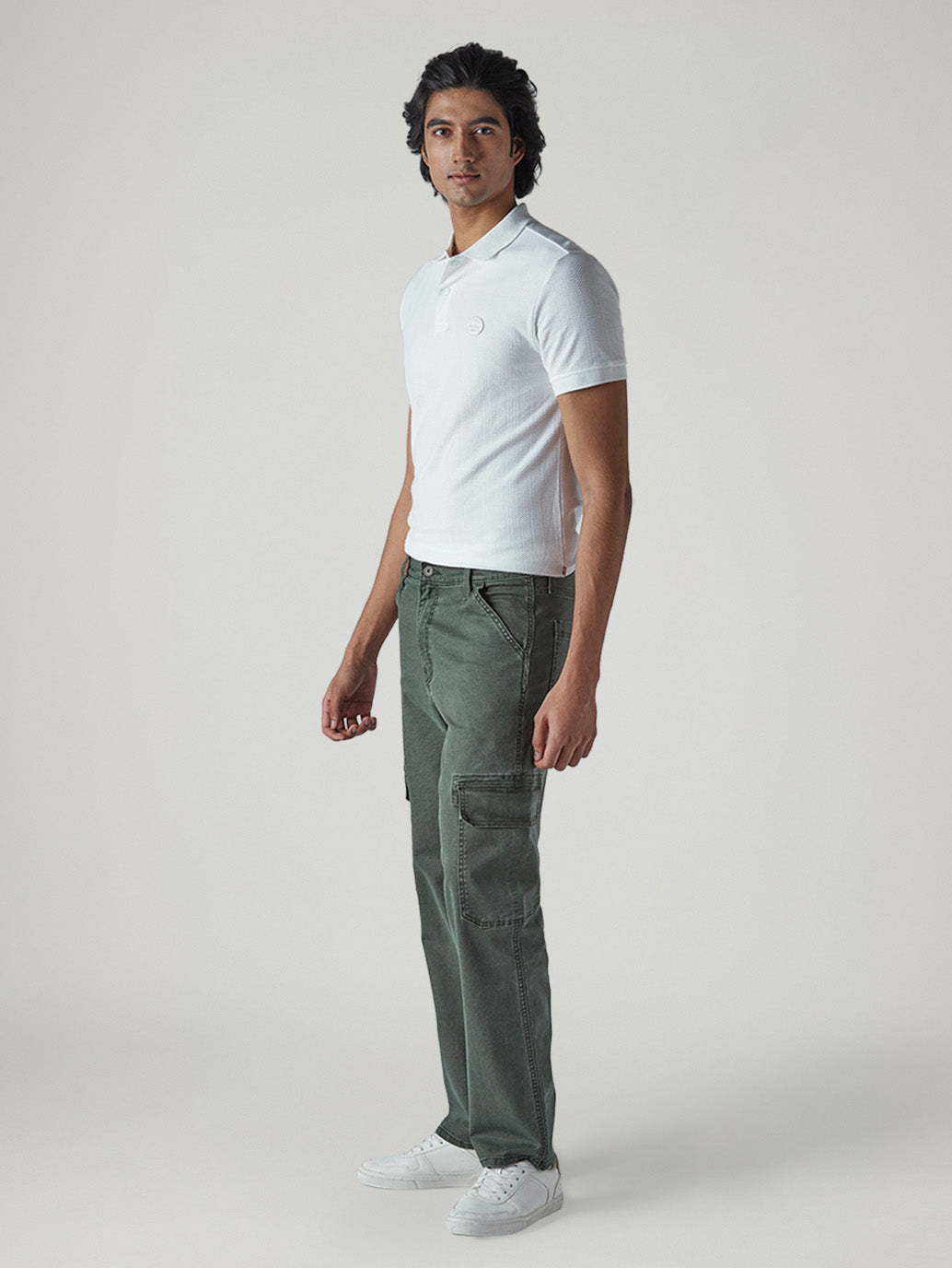 Men's 568 Dark Green Loose Fit Mid Rise Cargos - Side View