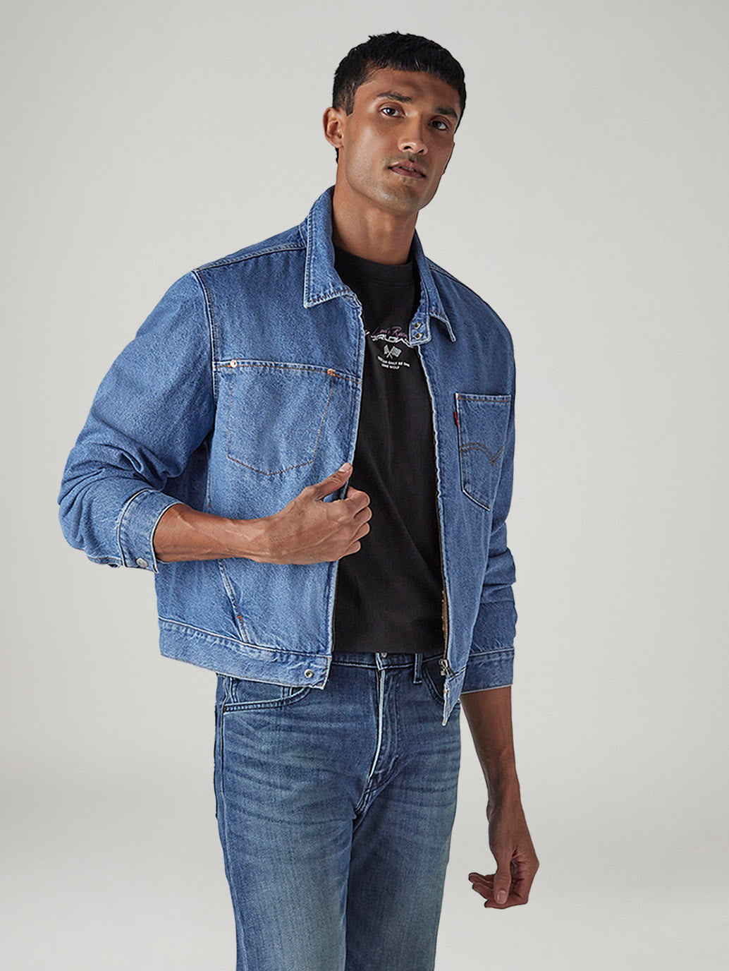 Men's Solid Regular Fit Denim Jacket