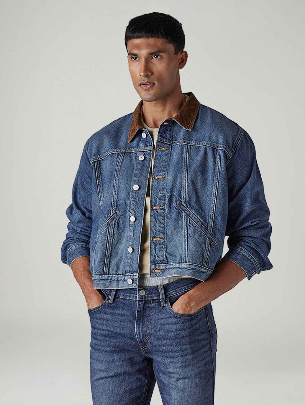 Men's Solid Regular Fit Trucker Jacket