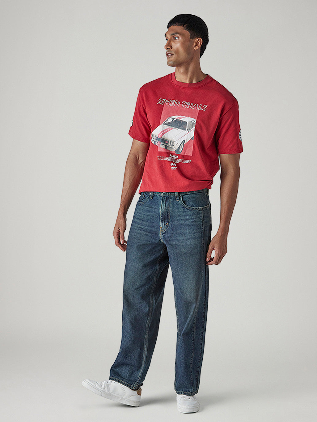 Men's Tinted 568 Dark Indigo Loose Fit Mid Rise Jeans - Side View