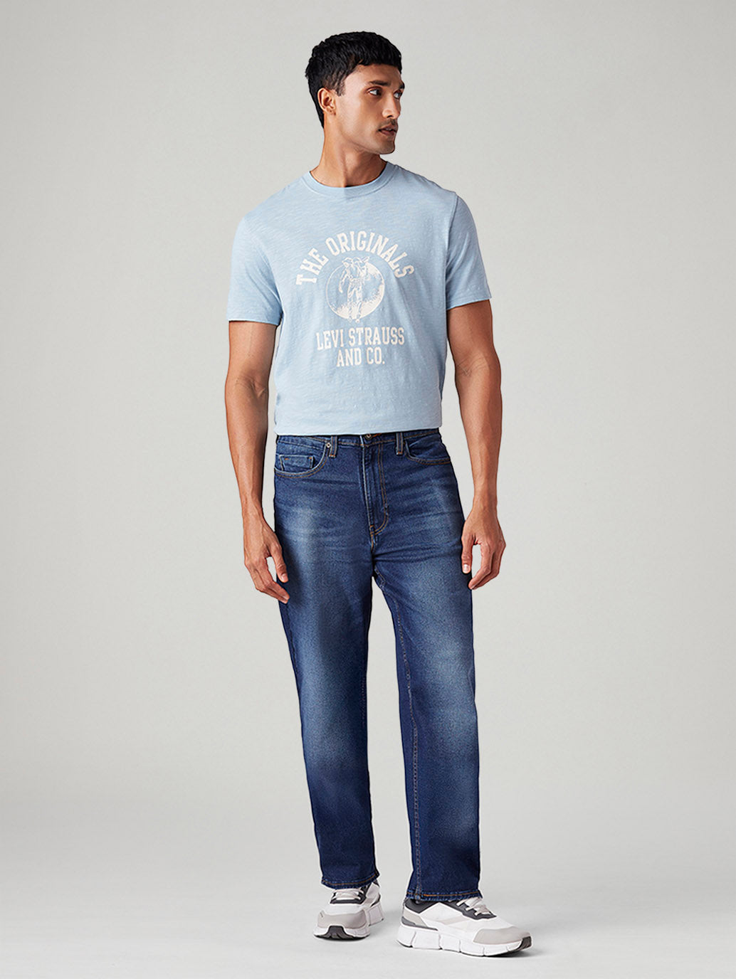 Men's 568 Blue Loose Fit Mid Rise Jeans - Front View