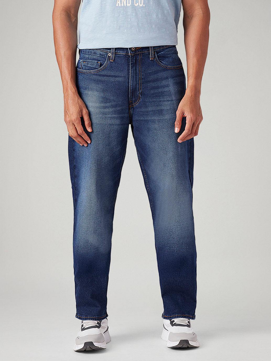 Men's 568 Blue Loose Fit Mid Rise Jeans - Front View