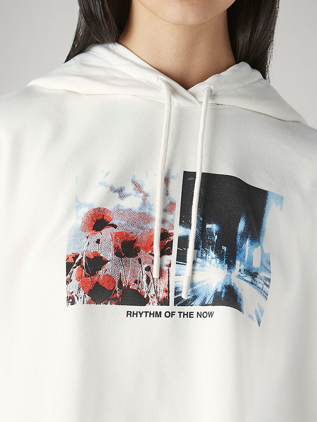 Women's Graphic Print White Hooded Sweatshirt - 20 View