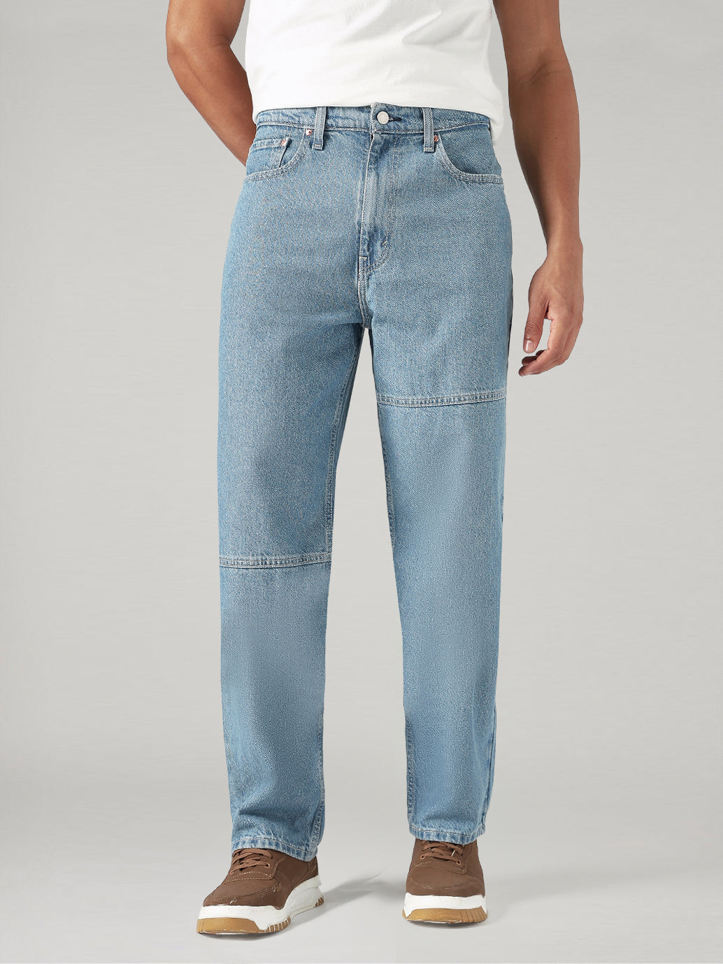 Men's Light Blue Loose Fit Mid Rise Jeans - Front View