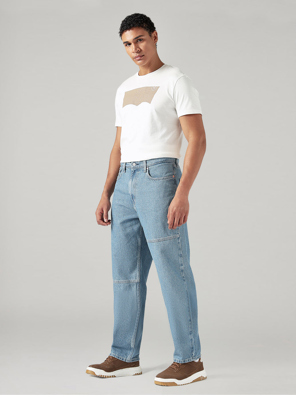Men's Light Blue Loose Fit Mid Rise Jeans - Side View