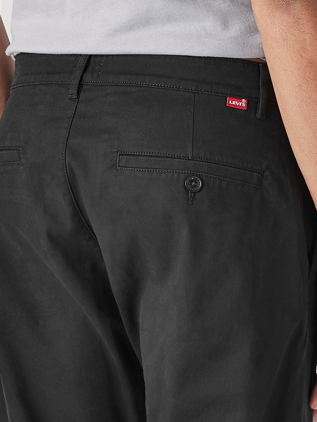 Men's 505 Black Straight Fit Mid Rise Chinos - Detail View