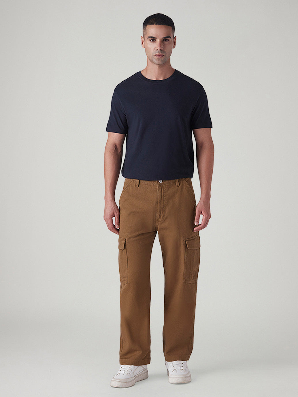 Men's 565 Loose Fit Mid Rise Cargos - Front View