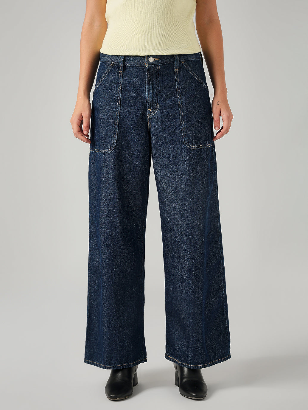 Women's Dark Blue XL Straight Loose Fit Mid Rise Cargo Jeans - Front View