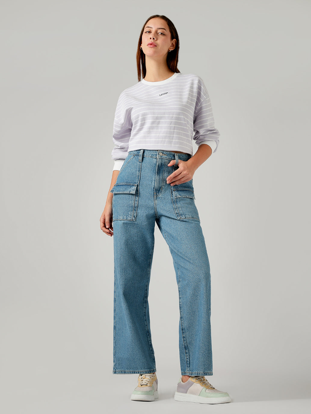 Women's Blue Loose Fit High Rise Cargo Jeans
