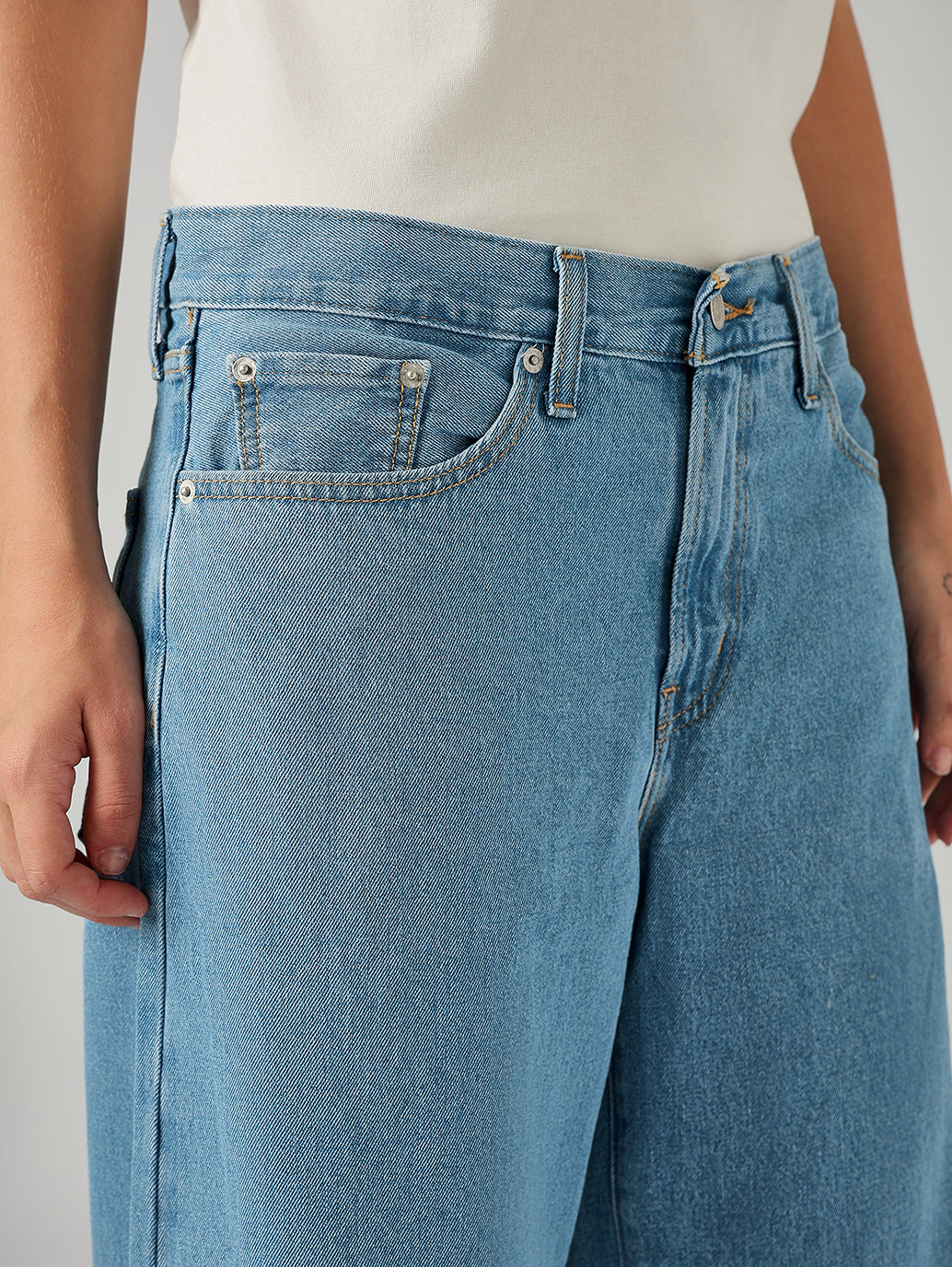 Women's Blue XL Straight Loose Fit Mid Rise Jeans - Detail View