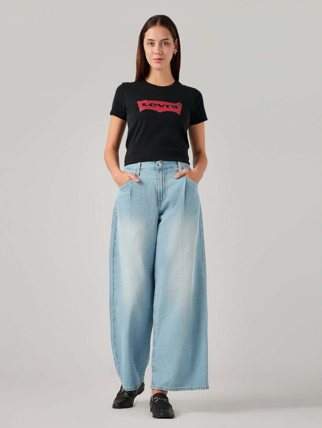Women's Light Blue XL Straight Loose Fit Mid Rise Jeans