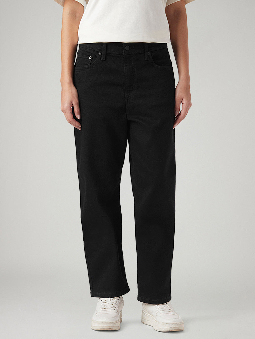 Women's Black Loose Fit Mid Rise Easy Dad Jeans - Front View