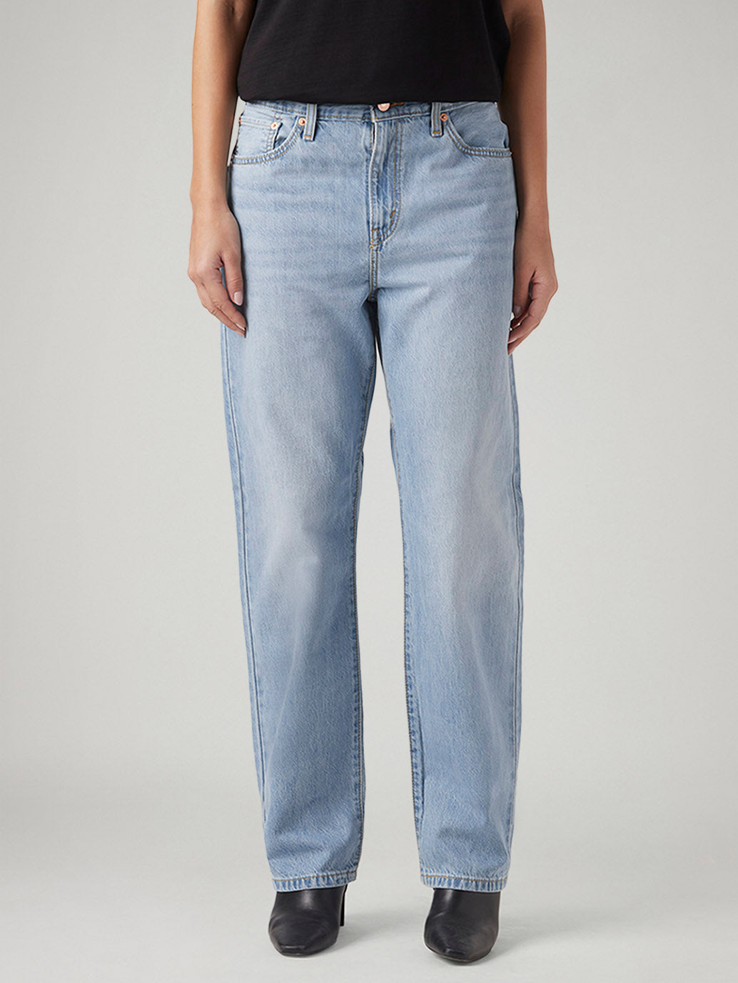 Women's Light Blue Loose Fit Mid Rise Easy Dad Jeans - Front View
