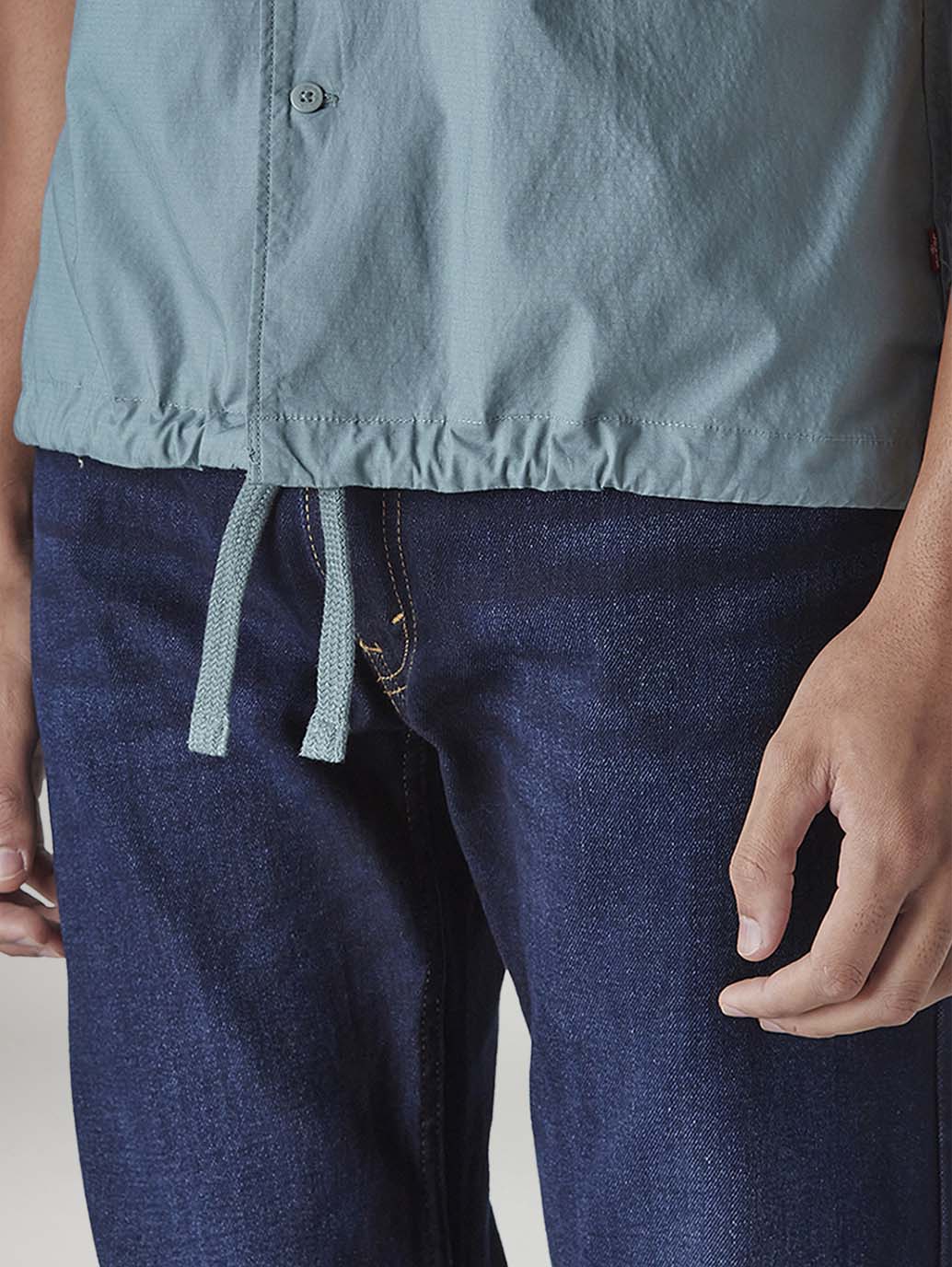 Men's Blue Solid Relaxed Fit Commuter Shirt - Detail View