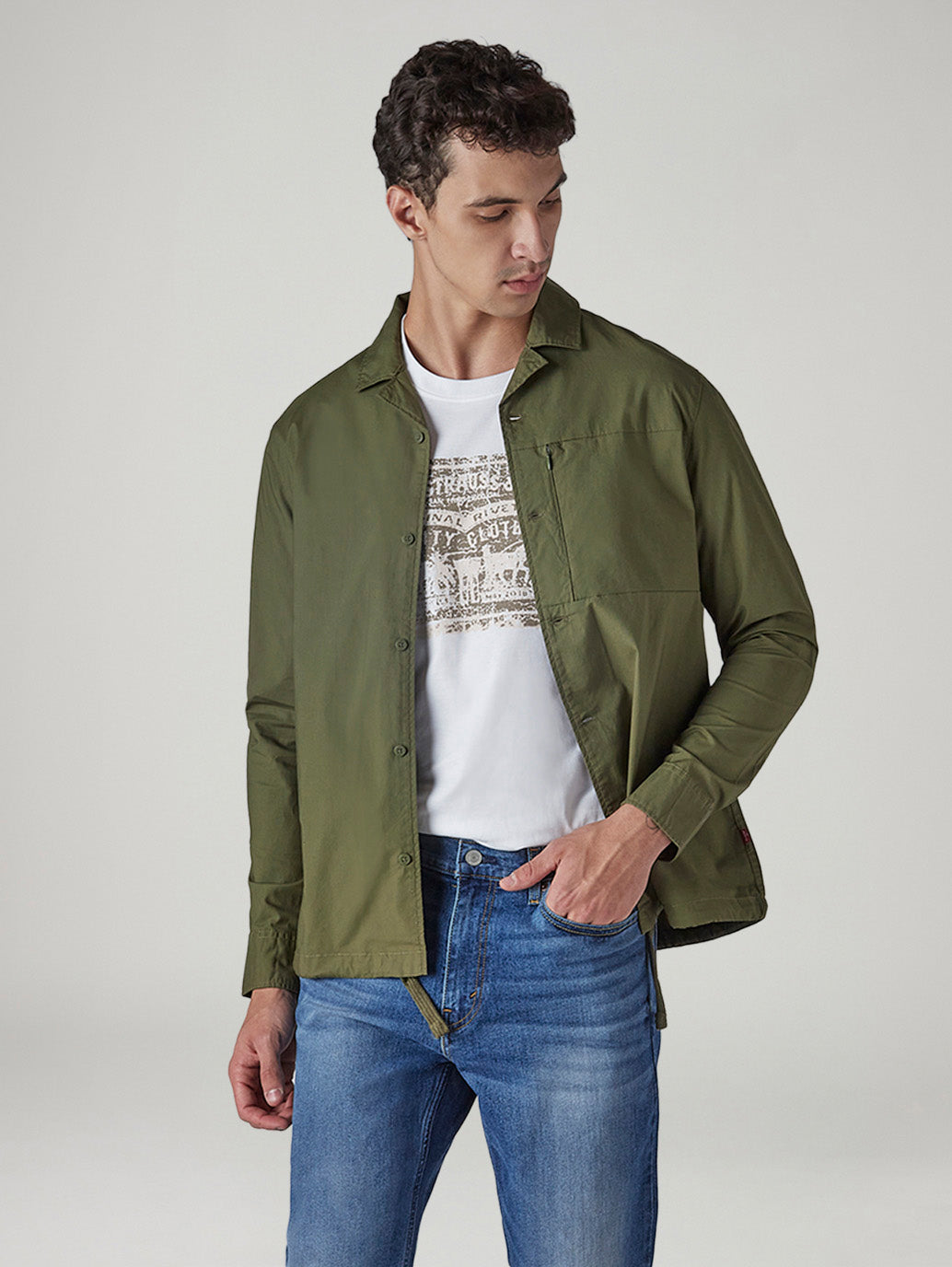 Men's Solid Relaxed Fit Shirt
