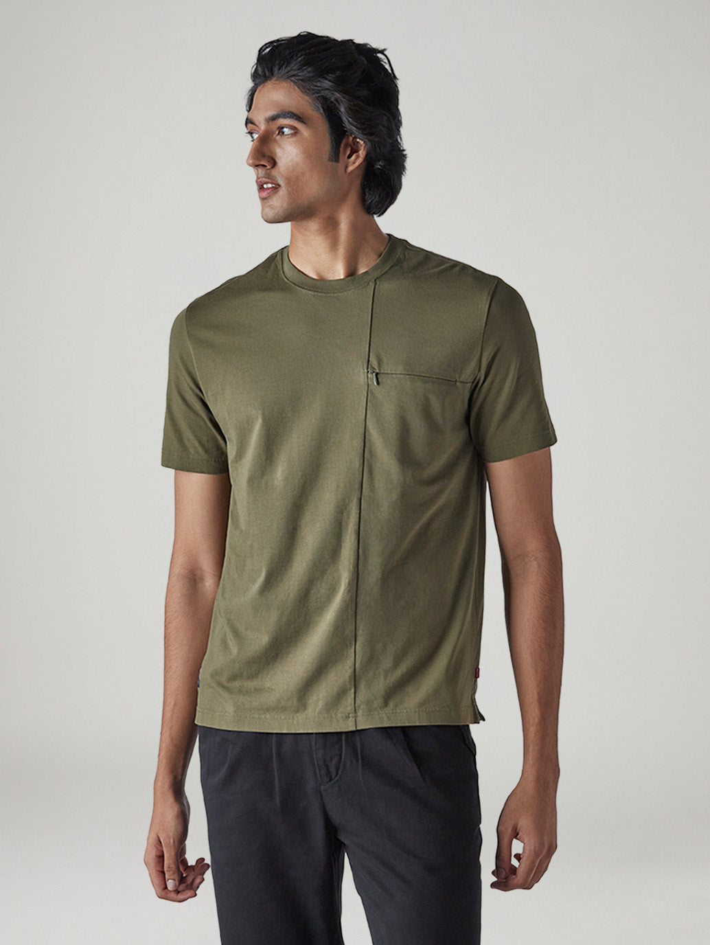 Men's Solid Regular Fit Jersey T-Shirt - Front View