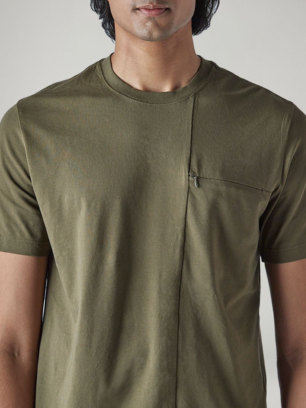 Men's Solid Regular Fit Jersey T-Shirt - Detail View