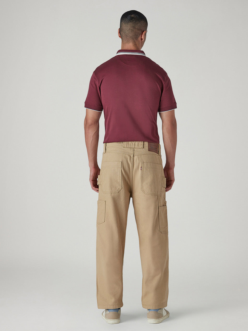 Men's 568 Beige Loose Fit Mid Rise Cargos - Back View