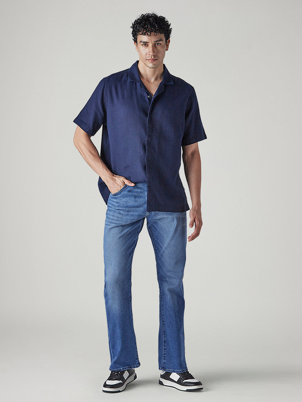 Men's 517 Light Indigo Bootcut Fit Mid Rise Redloop Jeans - Styleshot View