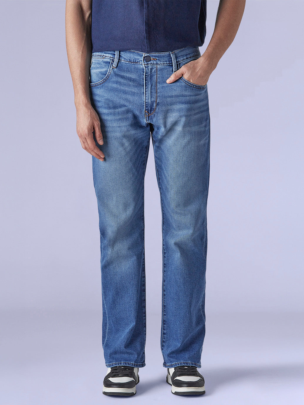 Men's 517 Light Indigo Bootcut Fit Mid Rise Redloop Jeans - c2b3274c-4717-4286-a8e2-e3d34b57e9f2 View