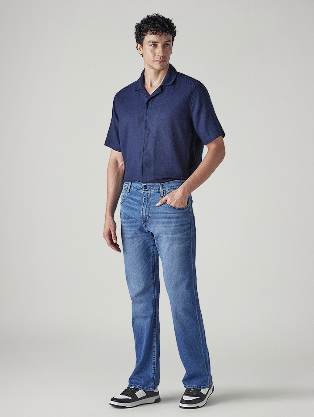 Men's 517 Light Indigo Bootcut Fit Mid Rise Redloop Jeans - Side View