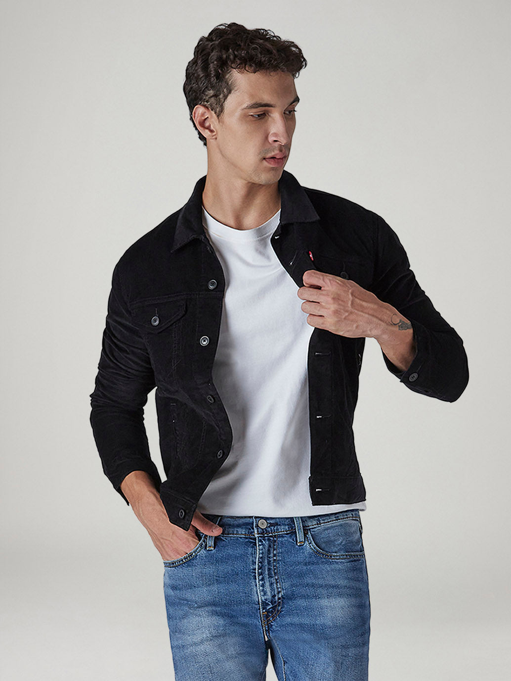 Men's Solid Regular Fit Corduroy Denim Jacket