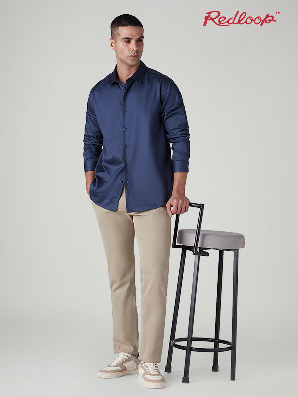 Men's 511 Beige Slim Fit Mid Rise Tech Pant Chinos