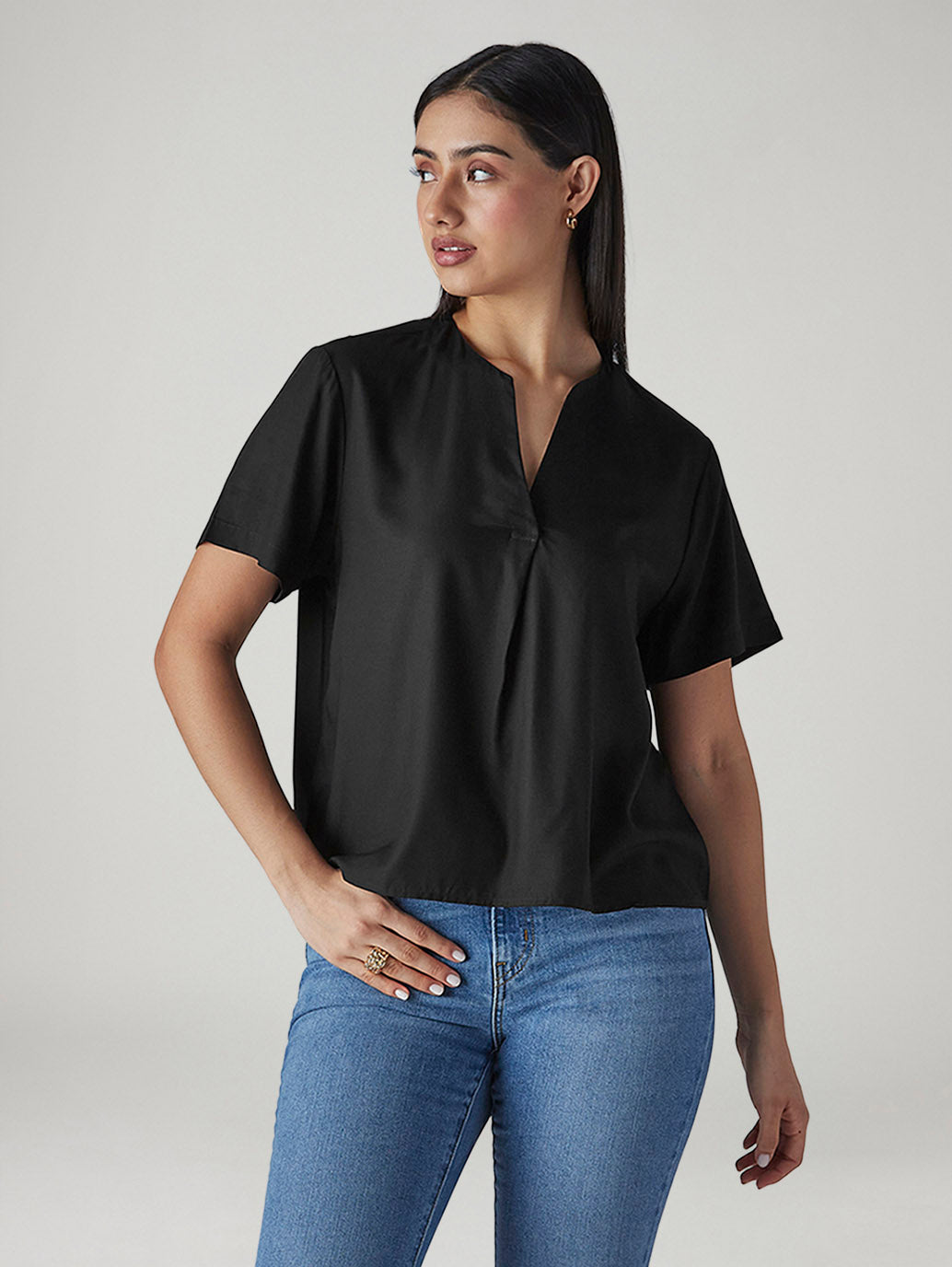 Women's Solid Regular Fit Poplin Top