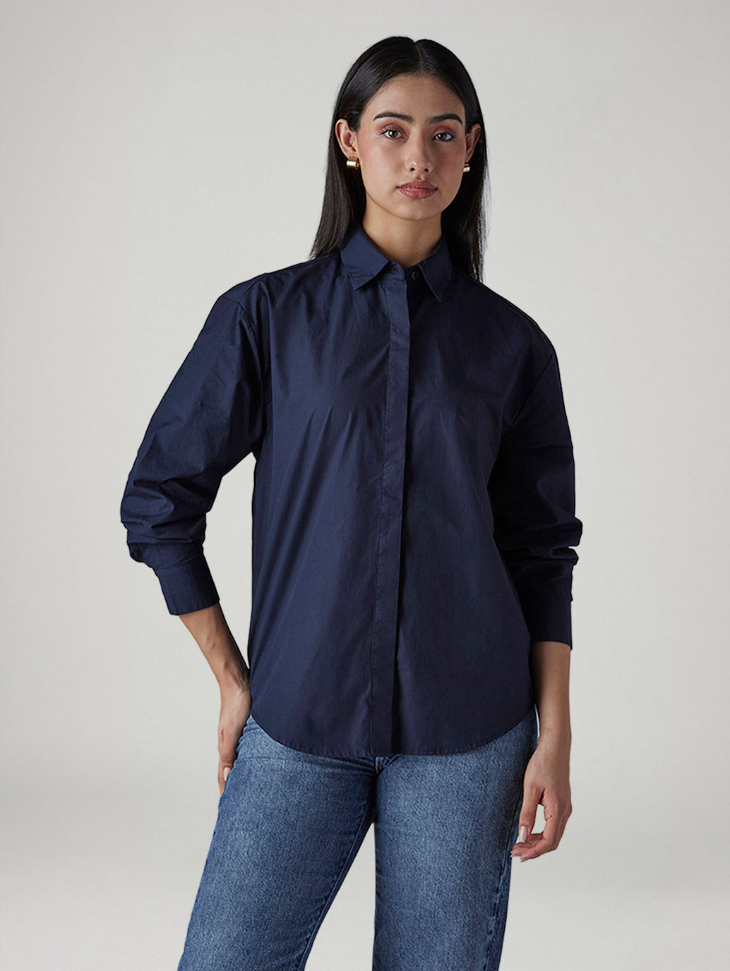 Women's Solid Relaxed Fit Poplin Shirt