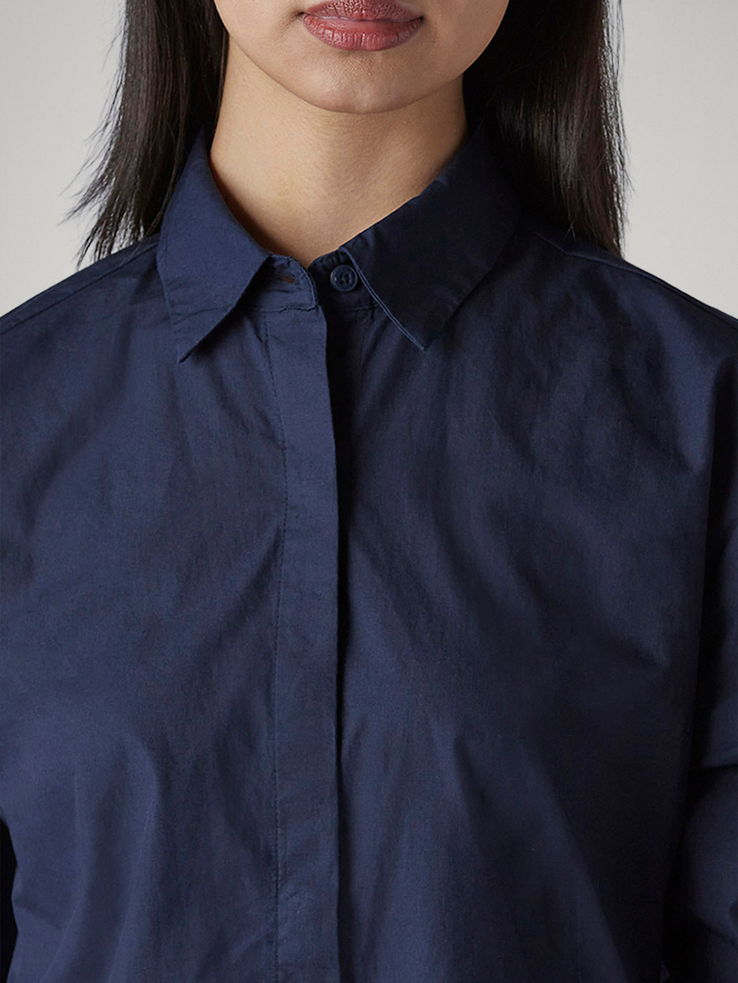 Women's Solid Relaxed Fit Fine Poplin Shirt - 20 View