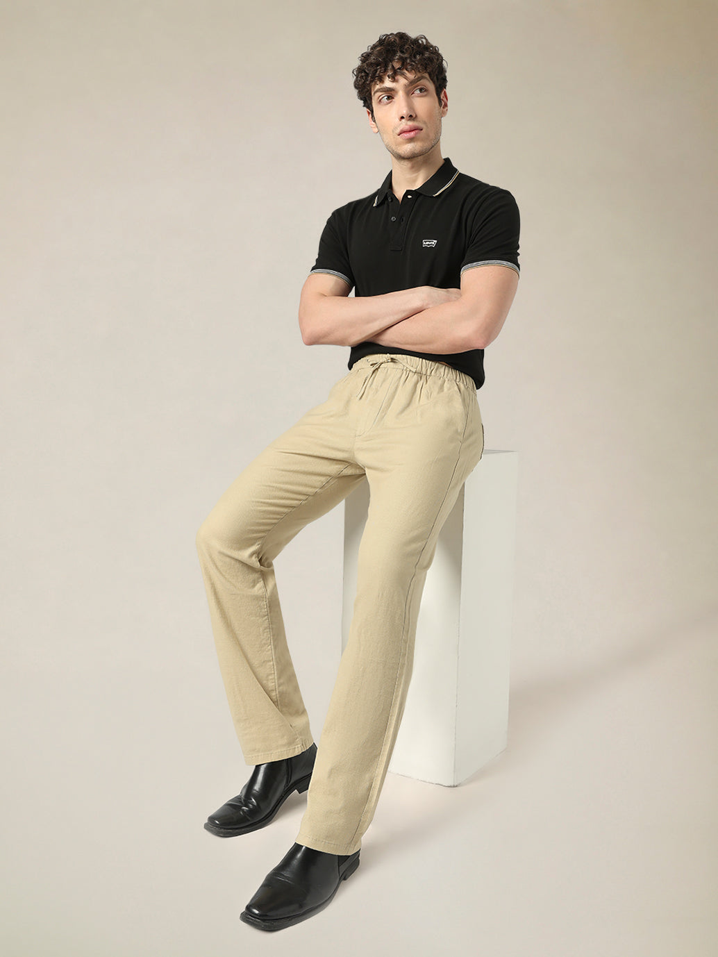 Men's Beige Relaxed Straight Fit Mid Rise Chinos - Styleshot View