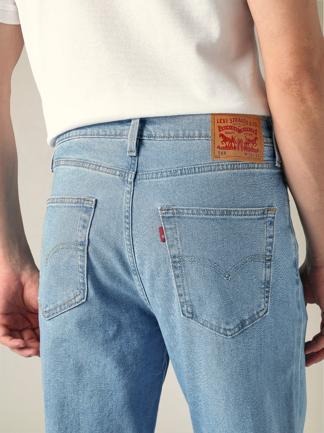 Men's 568 Mid Rise Loose Fit Cotton Blend Stretch Jeans - Detailshot View
