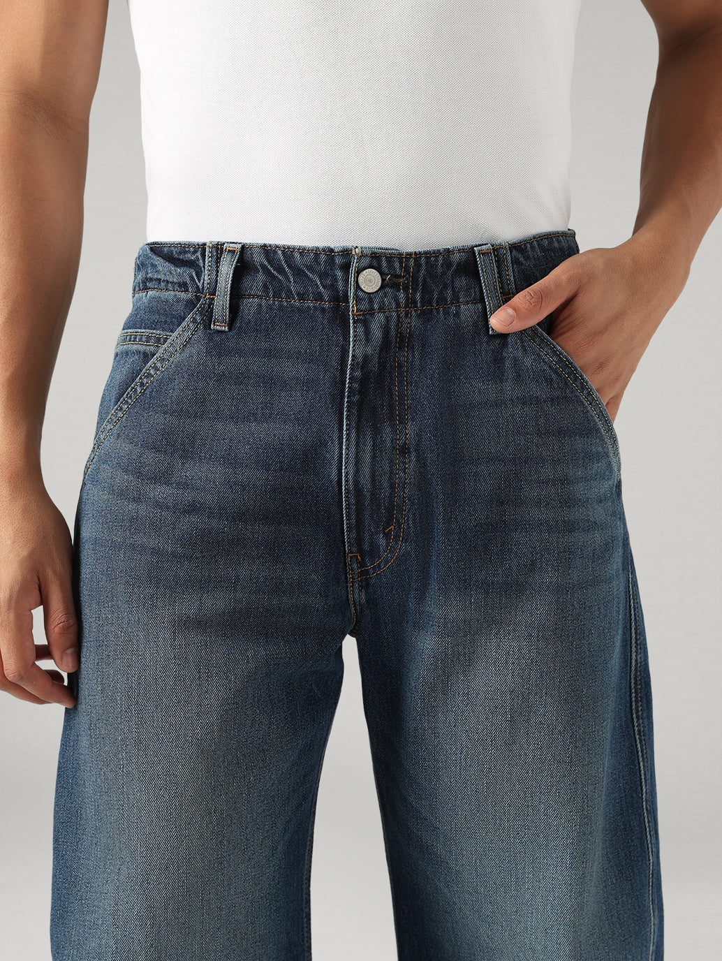 Men's Dark Blue Baggy Fit Mid Rise Cinch Jeans - 20 View